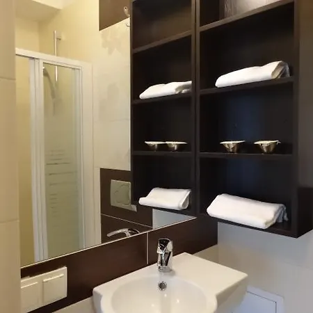 Apartament Kameralny דירה קריניצה זדרוי
